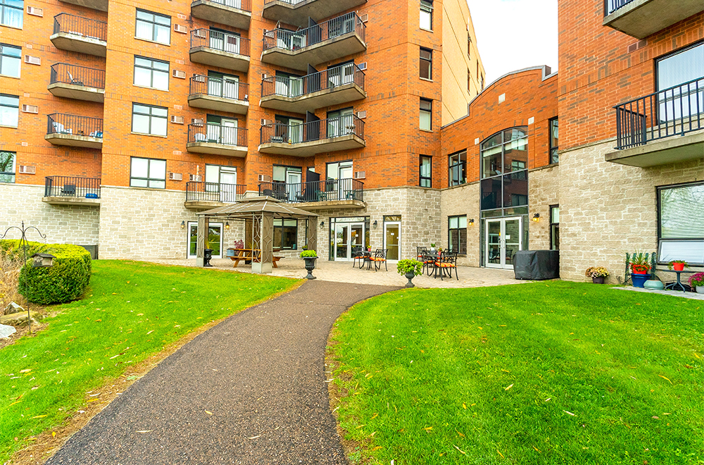 Sienna Living Retirement Homes Arnprior Senior & Elder Care Island