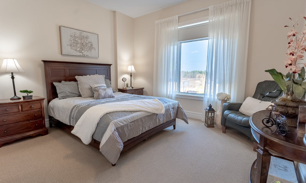 The bedroom suite at Waterford Kingston
