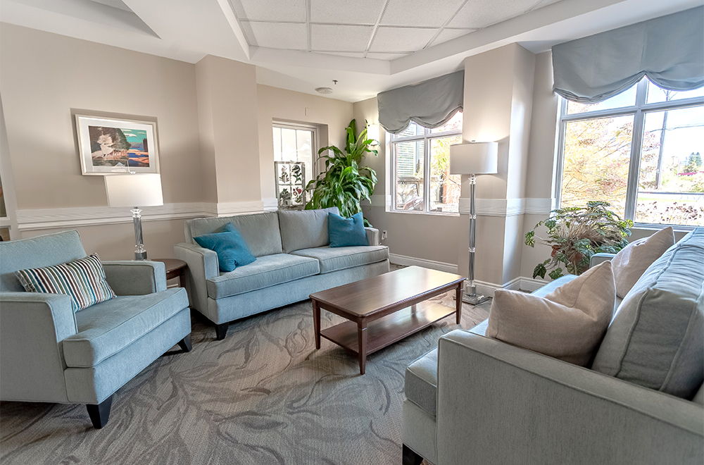 Common lounge area at Island View Retirement Residence in Arnprior