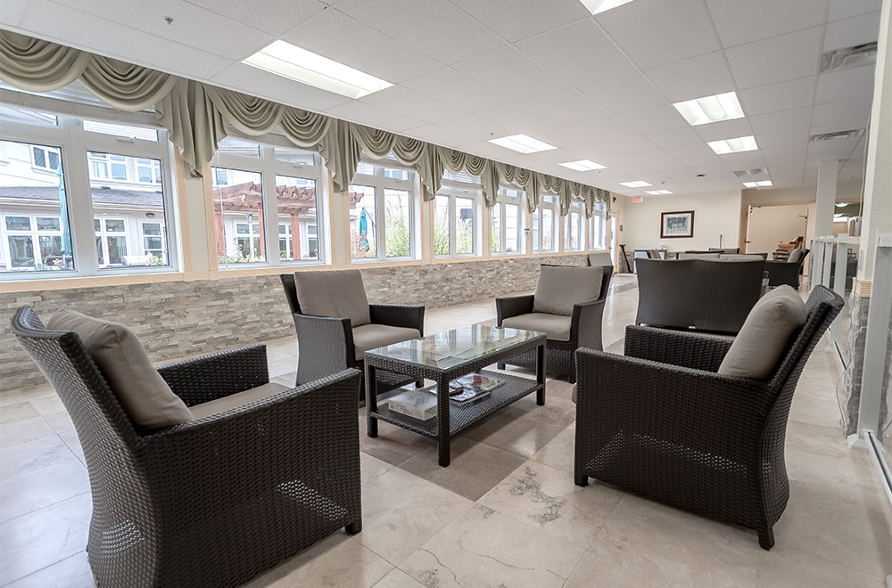 Lounge area at Kawartha Lakes Retirement Residence in Bobcaygeon