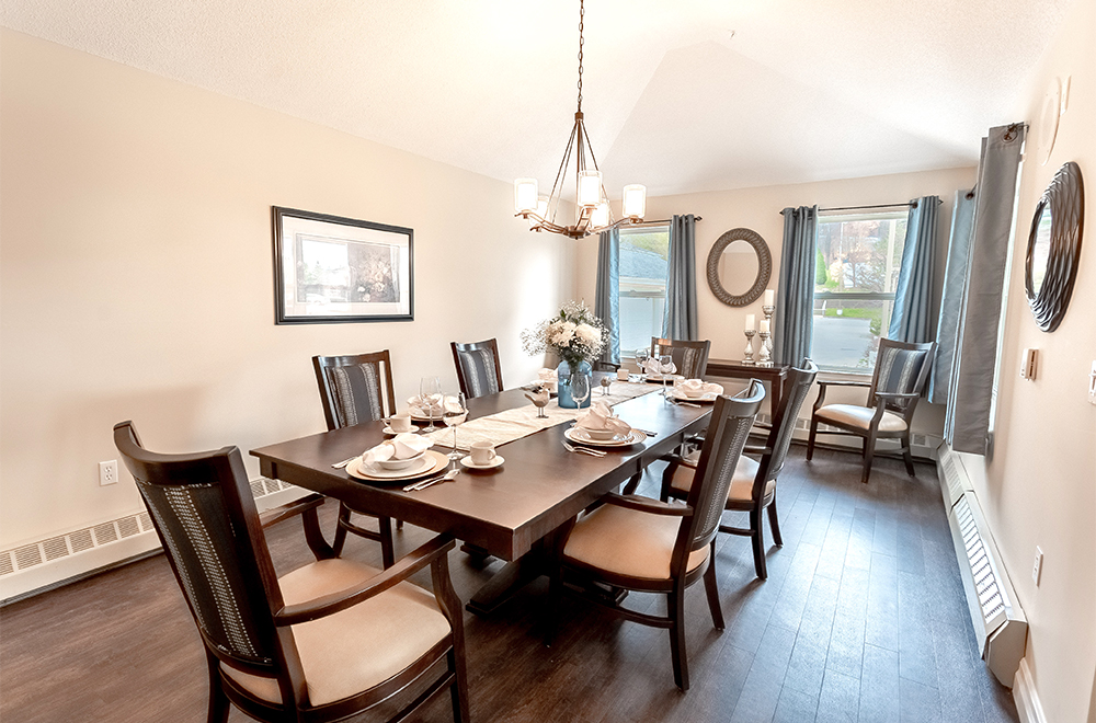 Private dining room at Masonville Manor Retirement Residence in London