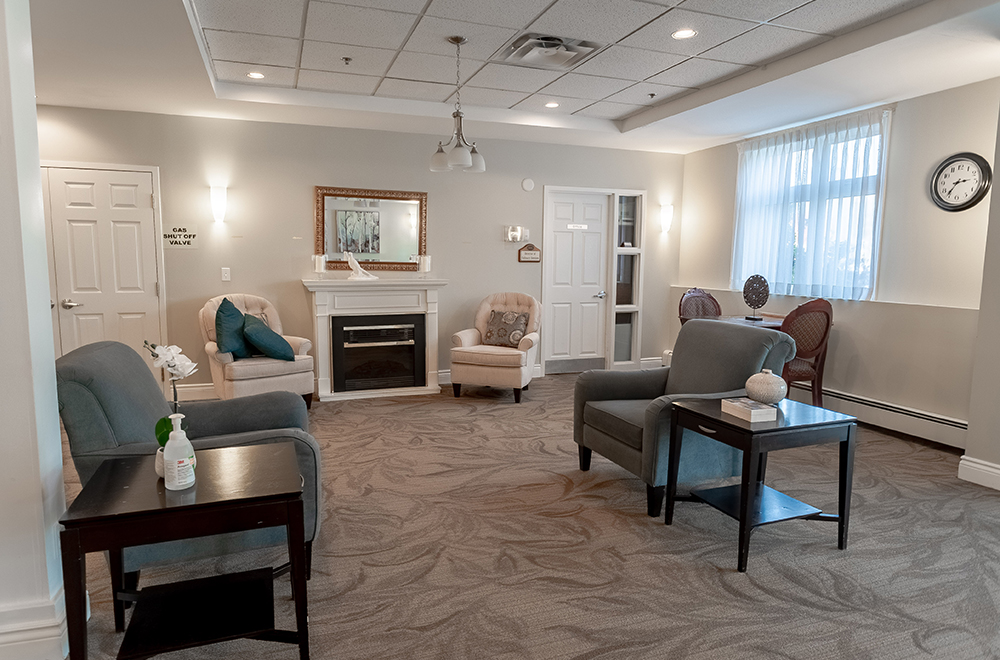 Comfortable living room in Carolina Retirement Residence