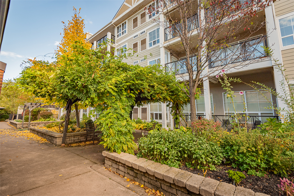 Sienna Living Retirement Homes St. Catharines Senior & Elder Care