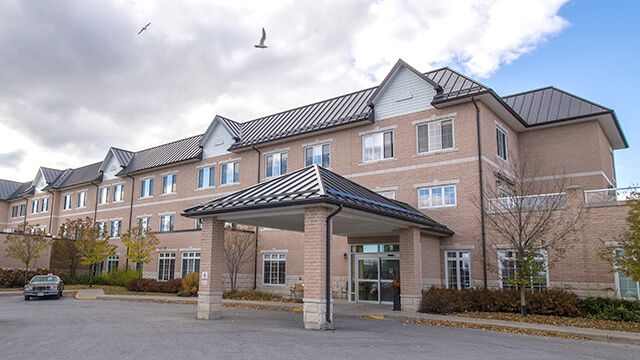 exterior shot of  Case Manor Care Community in Bobcaygeon