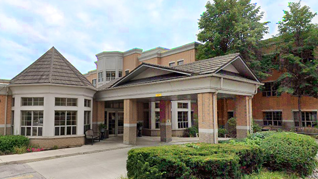 image of front entrance of Cawthra Gardens Community in Mississauga 