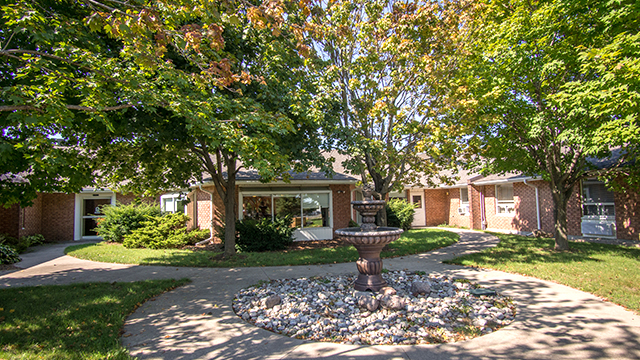 exterior shot of Rosewood Retirement Residence in Kingston 